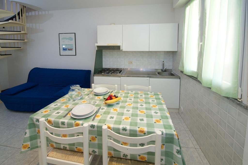 Hotel Torretta Cattolica Szoba fotó