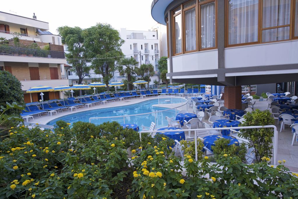 Hotel Torretta Cattolica Kültér fotó