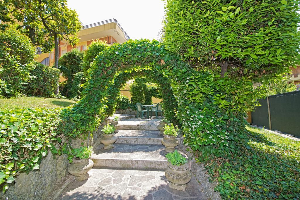 Hotel Torretta Cattolica Kültér fotó