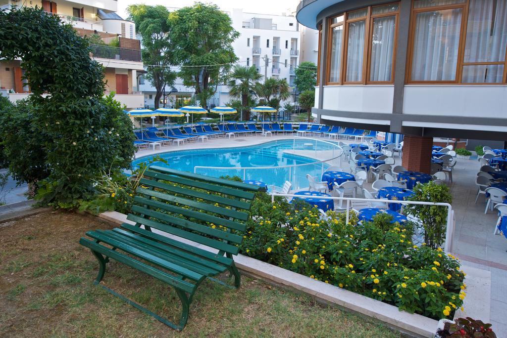 Hotel Torretta Cattolica Kültér fotó