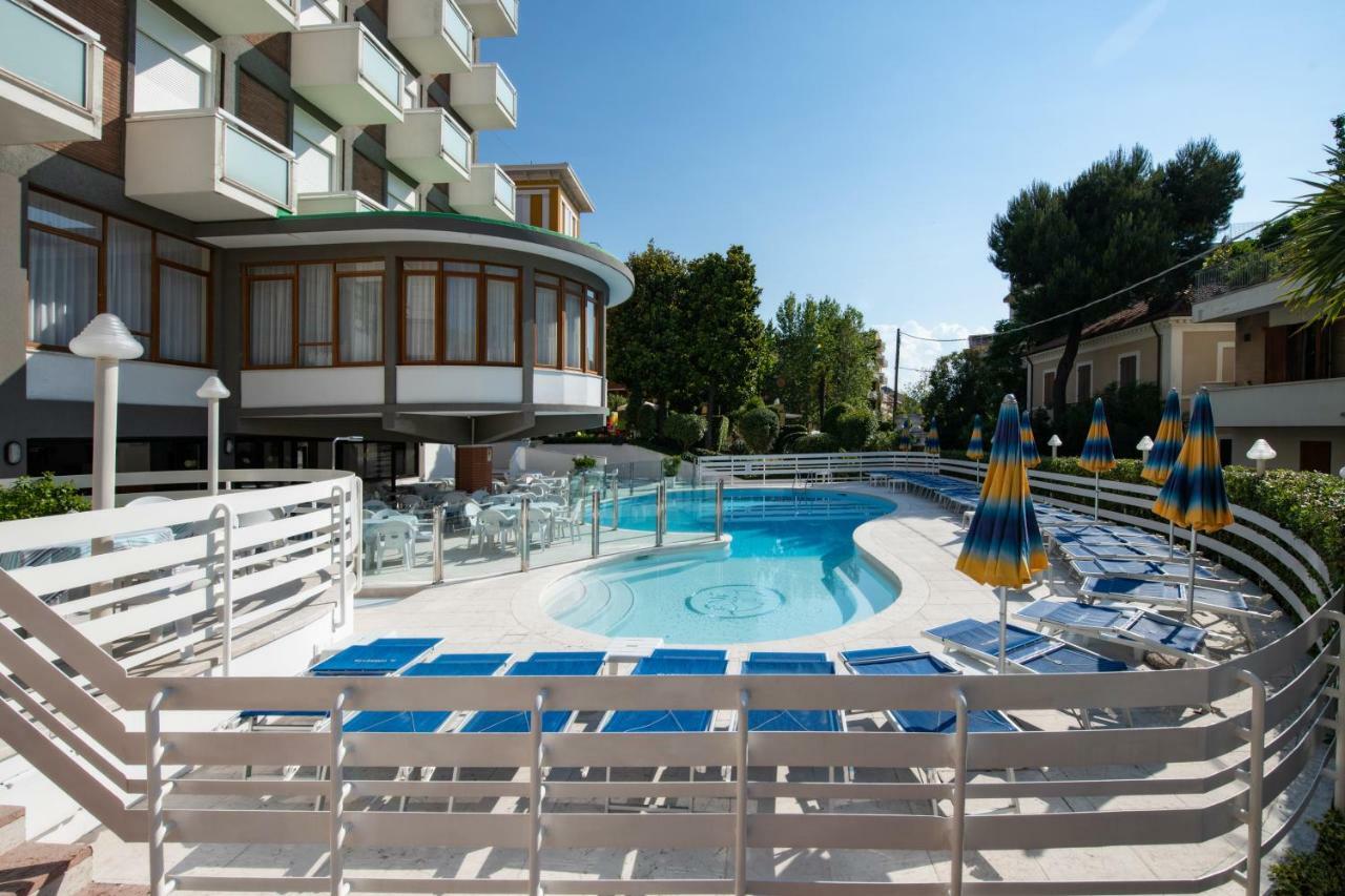 Hotel Torretta Cattolica Kültér fotó